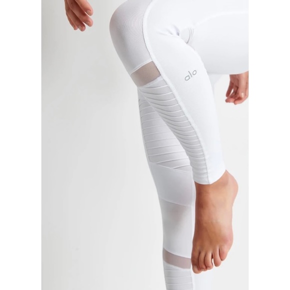 Alo Yoga High Waisted Moto Legging - Picture 3 of 11